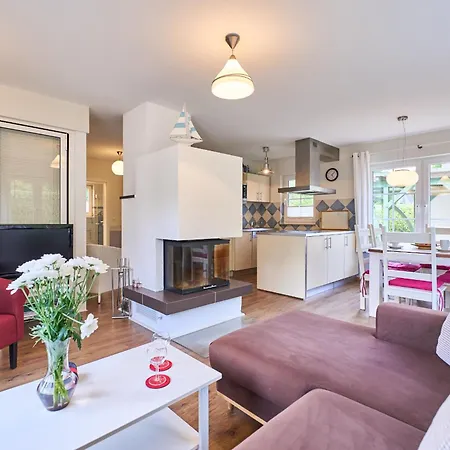 Haus 124, Kiefernweg 31 *